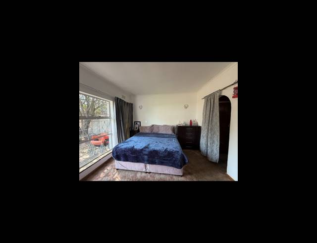 4 BEDROOM HOUSE FOR SALE IN BRACKENHURST